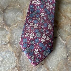 Hermes floral tie